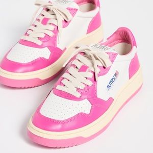 Autry medalist sneakers